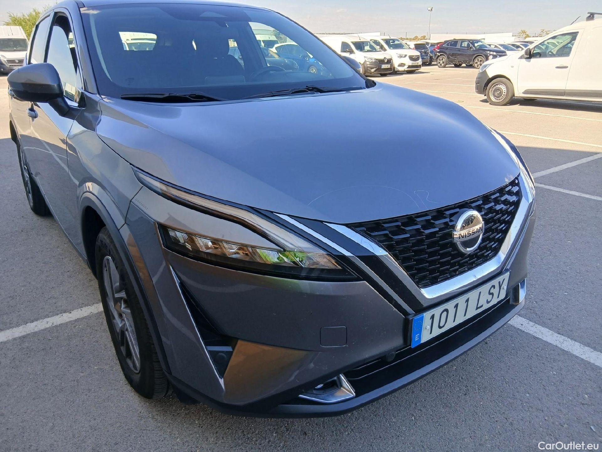  Land Rover  Discovery NISSAN QASHQAI / 2021 / 5P / todoterreno DIG-T 103kW (140CV) mHEV 4x2 Acenta #9