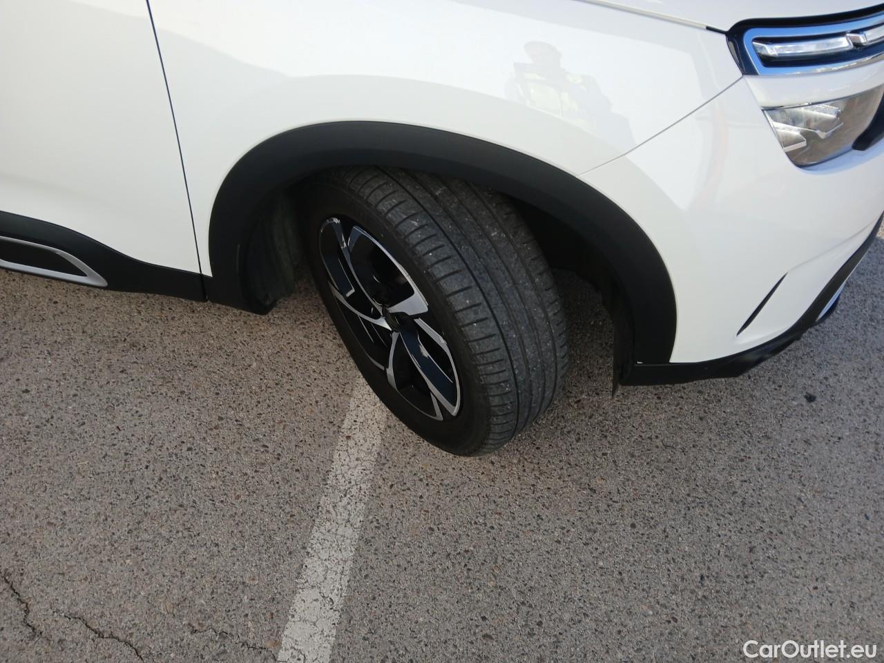  Citroen  C5 CITROEN  Aircross / 2018 / 5P / todoterreno BlueHdi 96kW (130CV) S&S Feel (AC) #9