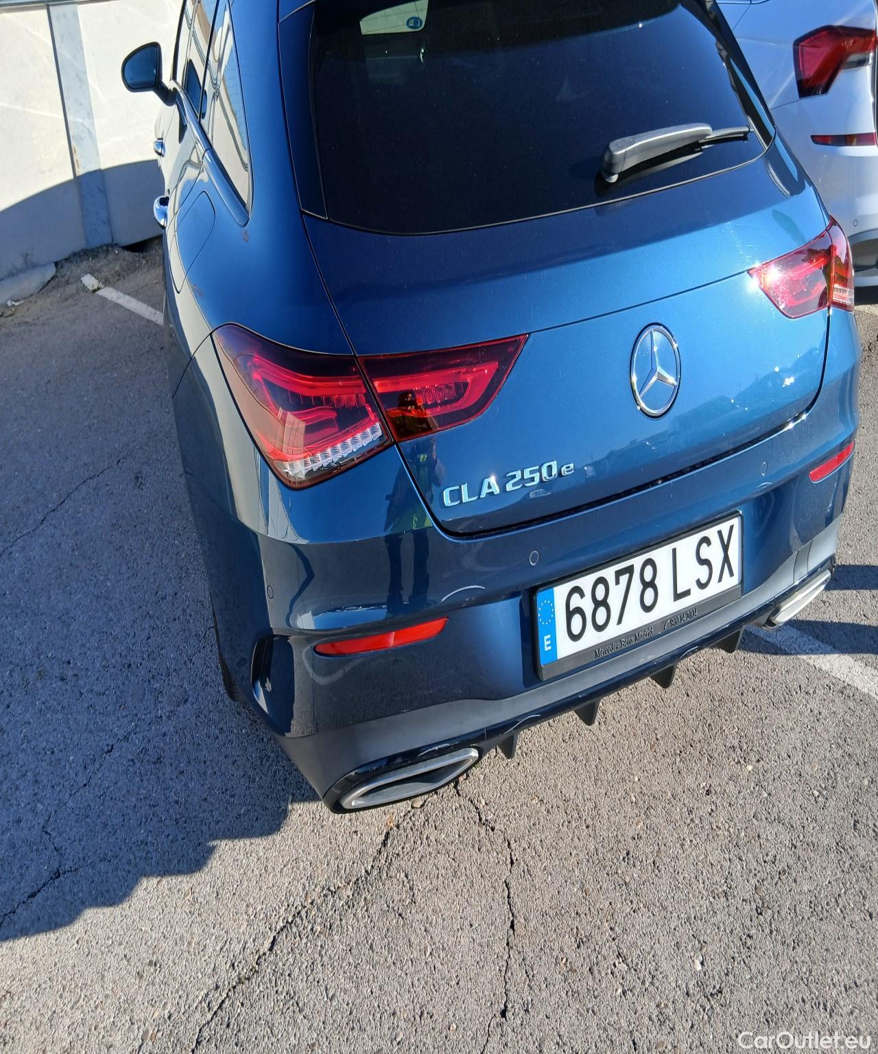  Mercedes  CLA-Klasse MERCEDES-BENZ CLA / 2019 / 5P / familiar CLA 250 e Shooting Brake #31
