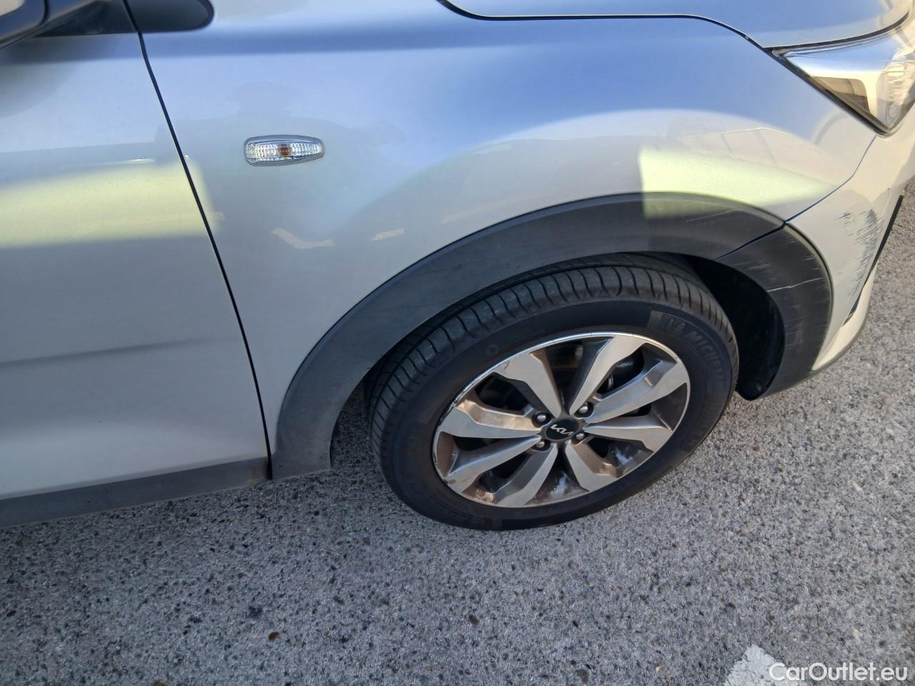  KIA  STONIC  Concept 1.2 85CV MT5 E6d #49