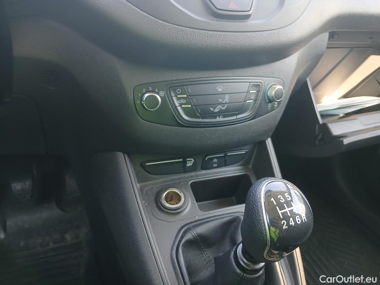  Ford  Transit Connect FORD Transit Courier/2014/4P/furgón der.turis Van 1.5 TDCi 56kW Trend #1
