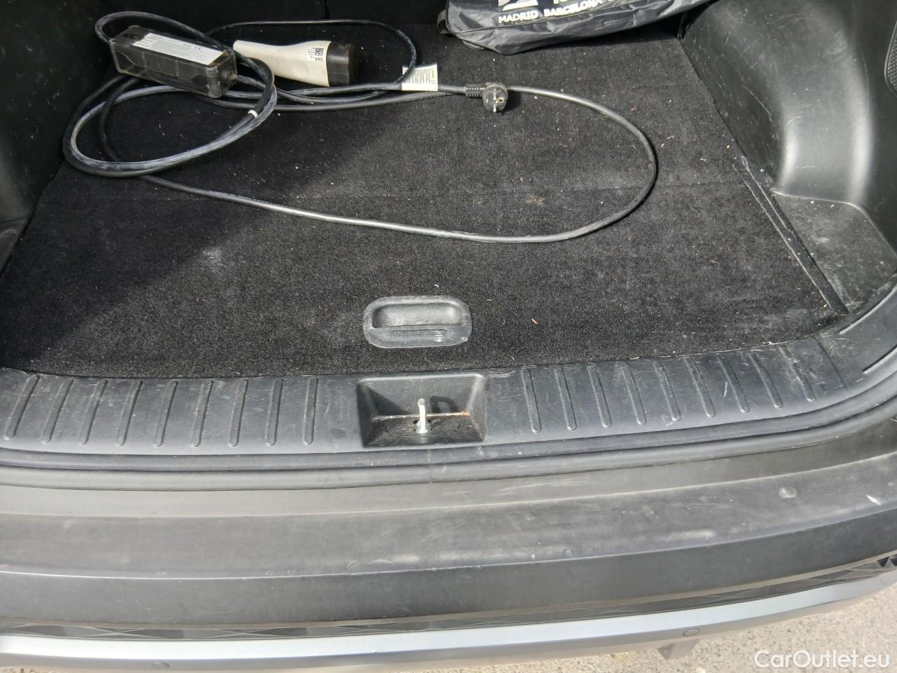  Hyundai  Tucson HYUNDAI  / 2020 / 5P / todoterreno 1.6 TGDI PHEV 195kW Style Auto 4x4 #45