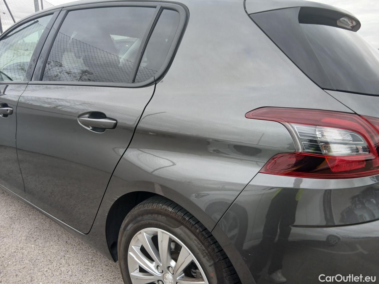  Peugeot  308  Style 1.5 HDi 100CV MT6 E6dT #17