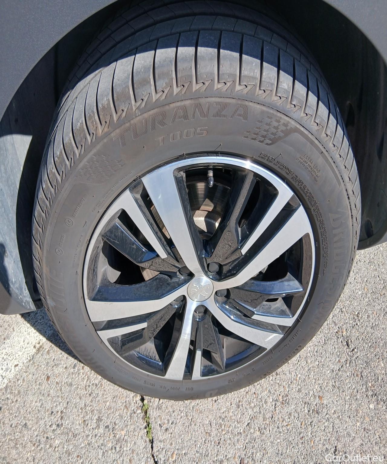 Peugeot  5008  GT 1.5 HDi 130CV AT8 7 Plazas E6d #22