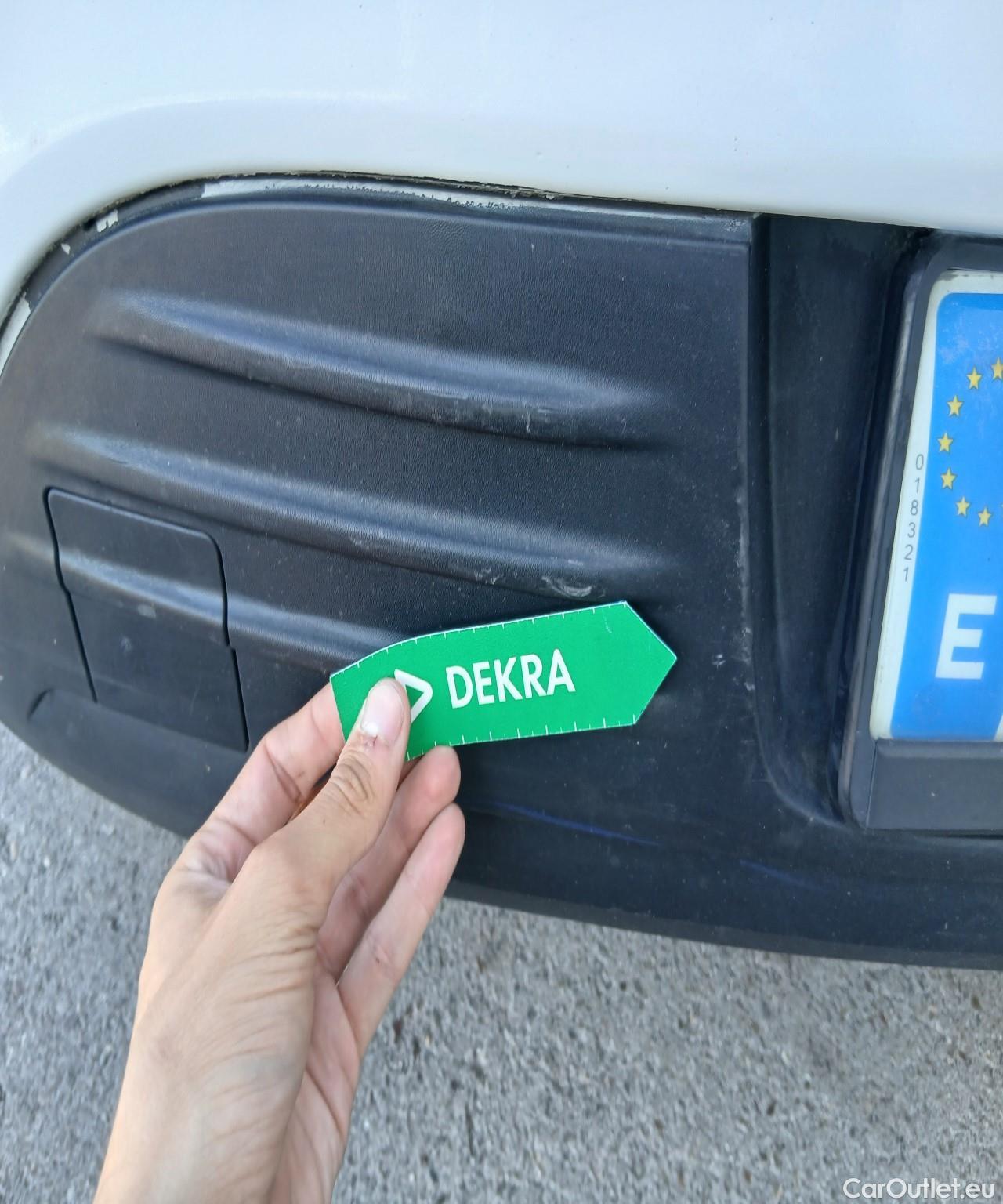 Renault  Clio RENAULT  4 / 2016 / 3P / berlina comercial Société Energy dCi 55 kW (75 CV) -18 #35