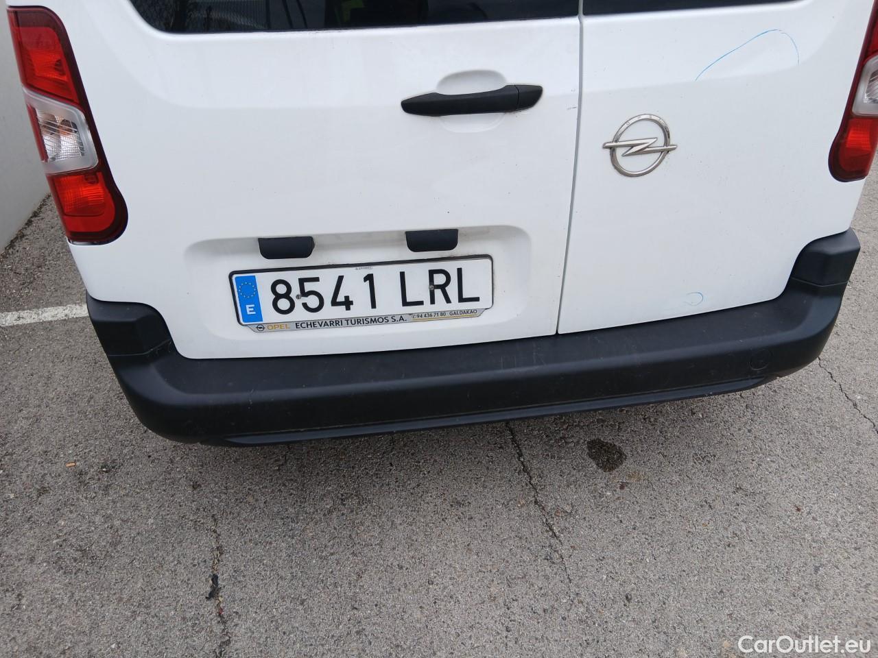  Opel  Combo OPEL  Life / 2018 / 5P / monovolumen compacto 1.5 TD 75kW (100CV) S/S Edition L #18