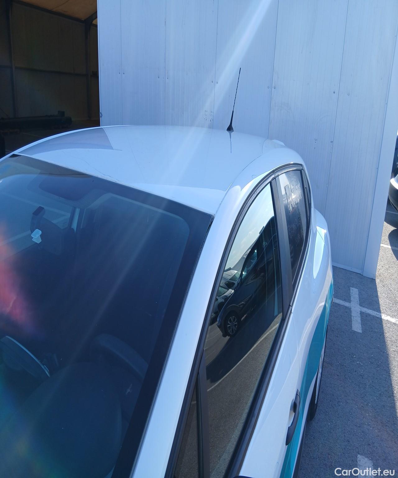  Renault  Clio RENAULT  4 / 2016 / 3P / berlina comercial Société Energy dCi 55 kW (75 CV) -18 #18