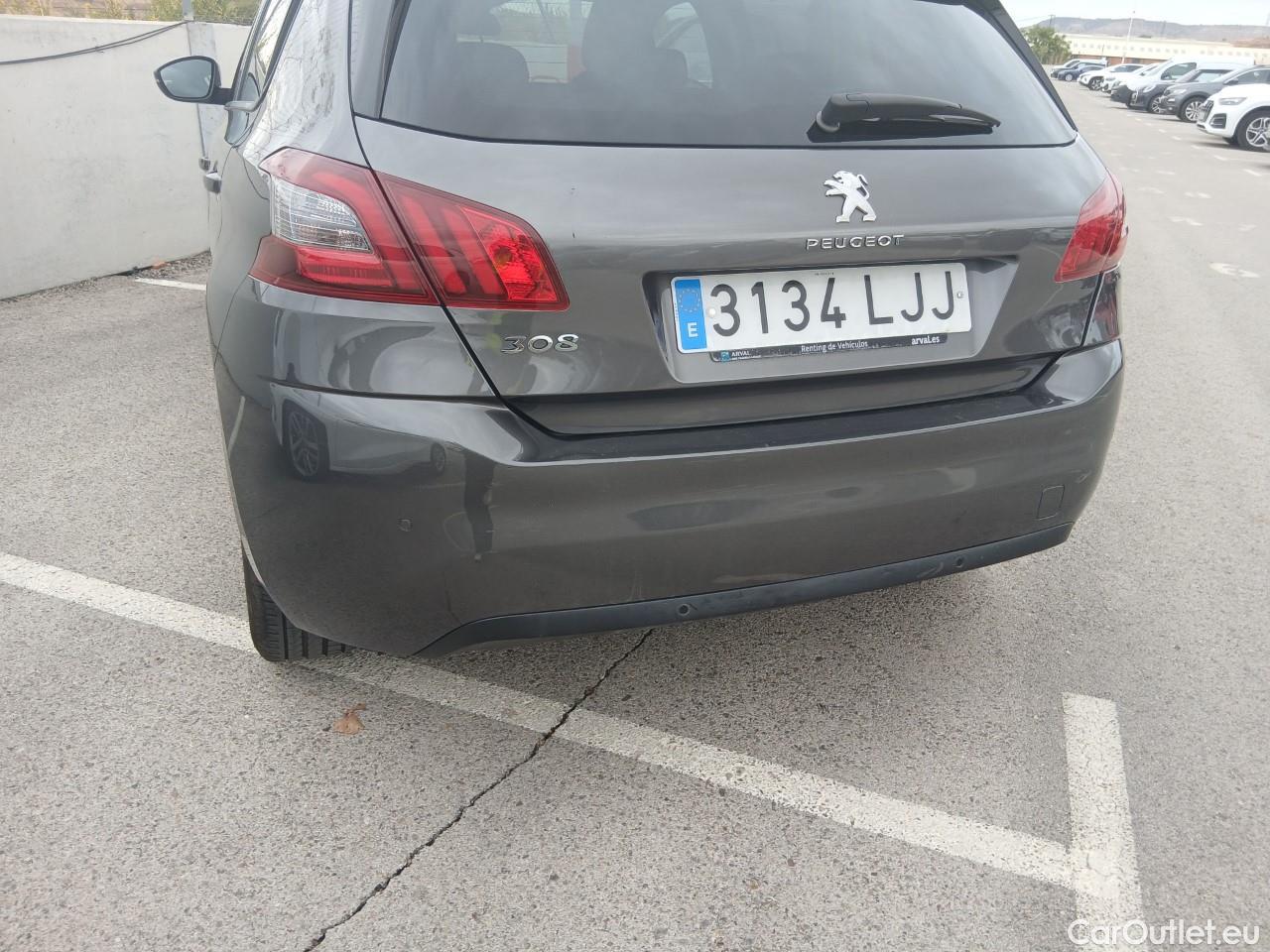  Peugeot  308  Style 1.5 HDi 100CV MT6 E6dT #23