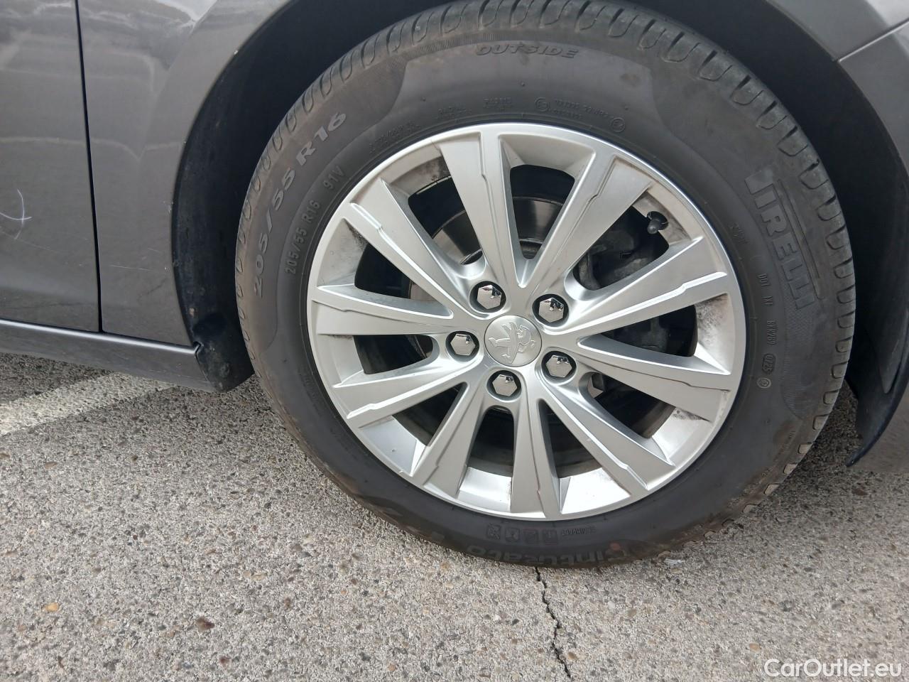  Peugeot  308  Style 1.5 HDi 100CV MT6 E6dT #39