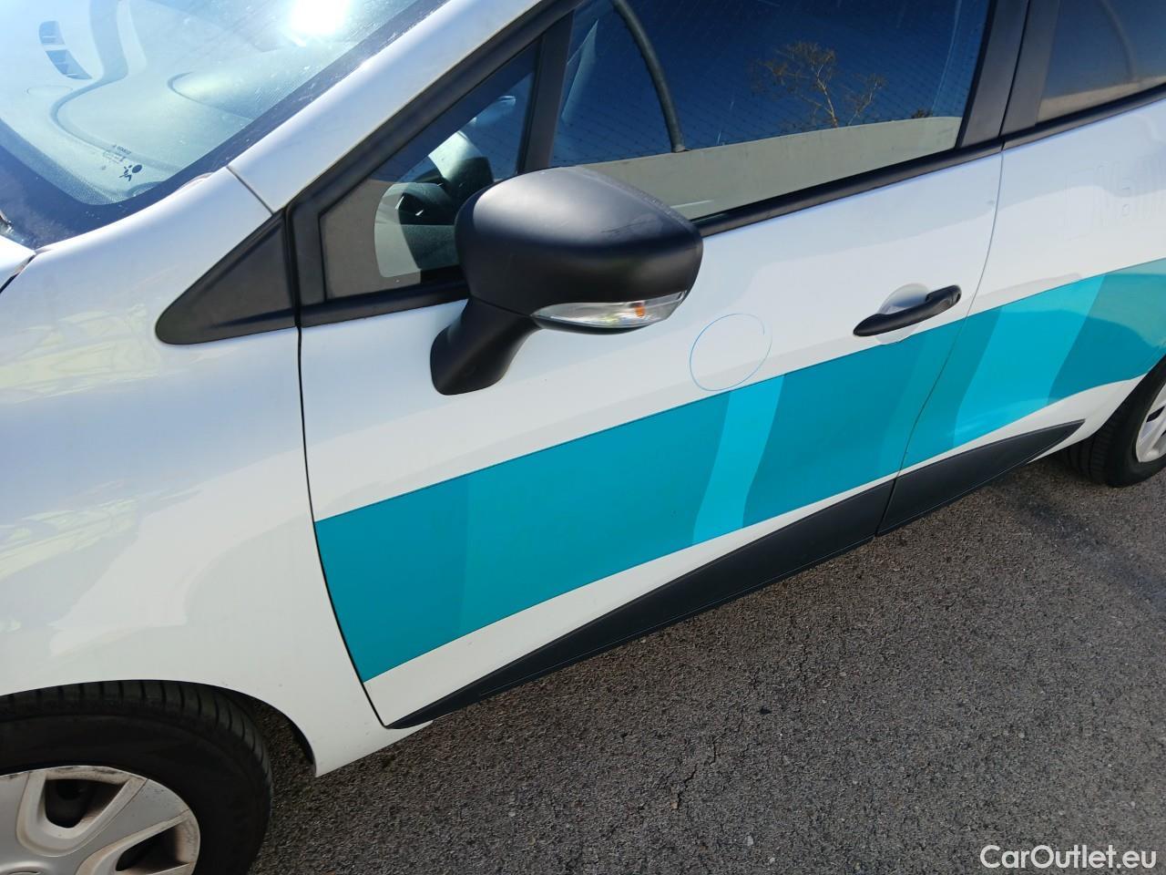  Renault  Clio RENAULT  4 / 2016 / 3P / berlina comercial Société Energy dCi 55 kW (75 CV) -18 #32