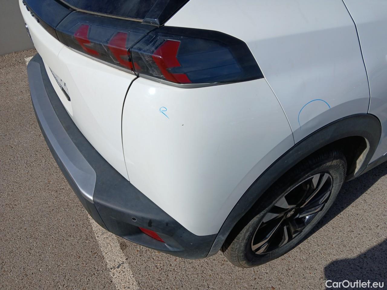 Peugeot  2008 PEUGEOT  / 2019 / 5P / todoterreno Allure BlueHDI 81kW (110CV) #26