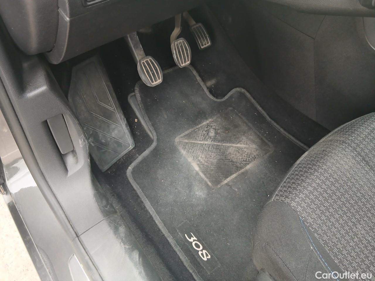  Peugeot  308  Style 1.5 HDi 100CV MT6 E6dT #42