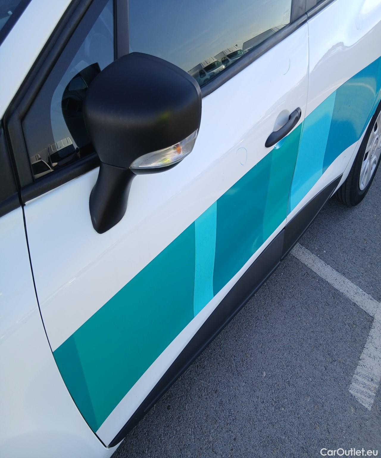  Renault  Clio RENAULT  4 / 2016 / 3P / berlina comercial Société Energy dCi 55 kW (75 CV) -18 #16