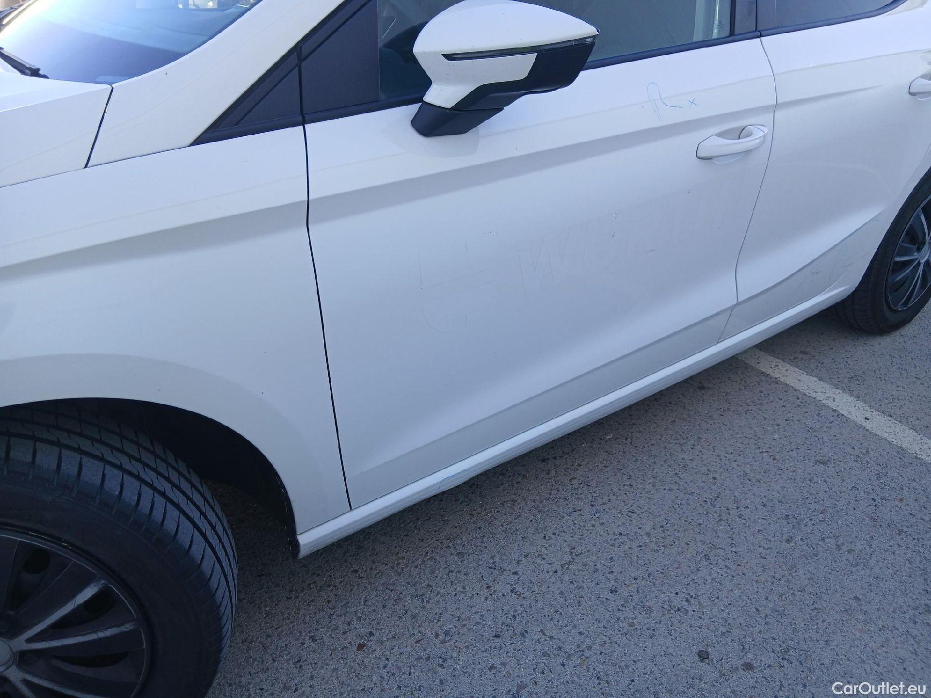  Seat  Ibiza SEAT  / 2017 / 5P / berlina con portón 1.0 MPI 59kW (80CV) Reference Plus(SP) #9