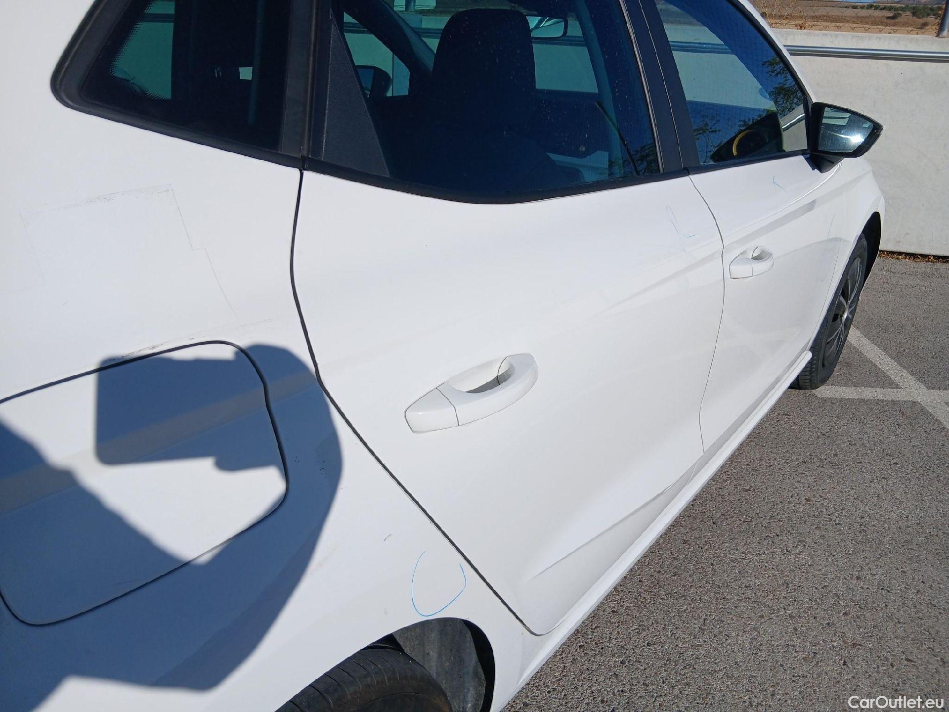  Seat  Ibiza SEAT  / 2017 / 5P / berlina con portón 1.0 MPI 59kW (80CV) Reference Plus(SP) #28