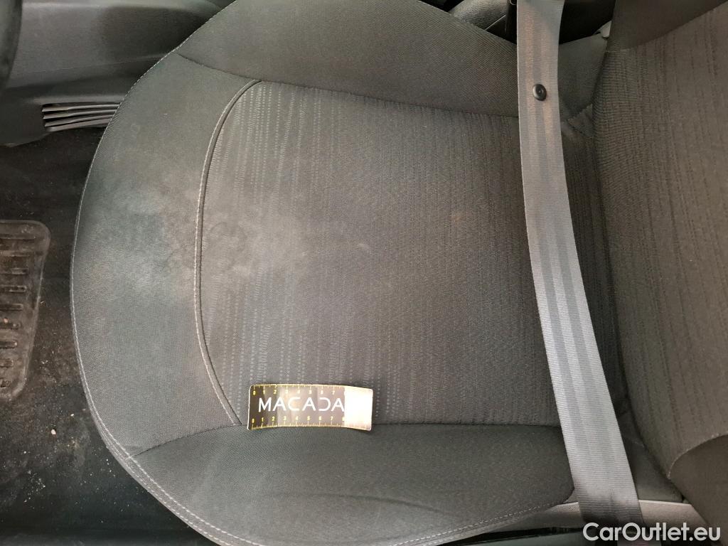  Peugeot  208  Affaire Premium Pack 1.5 HDi 100CV BVM5 E6dT #25