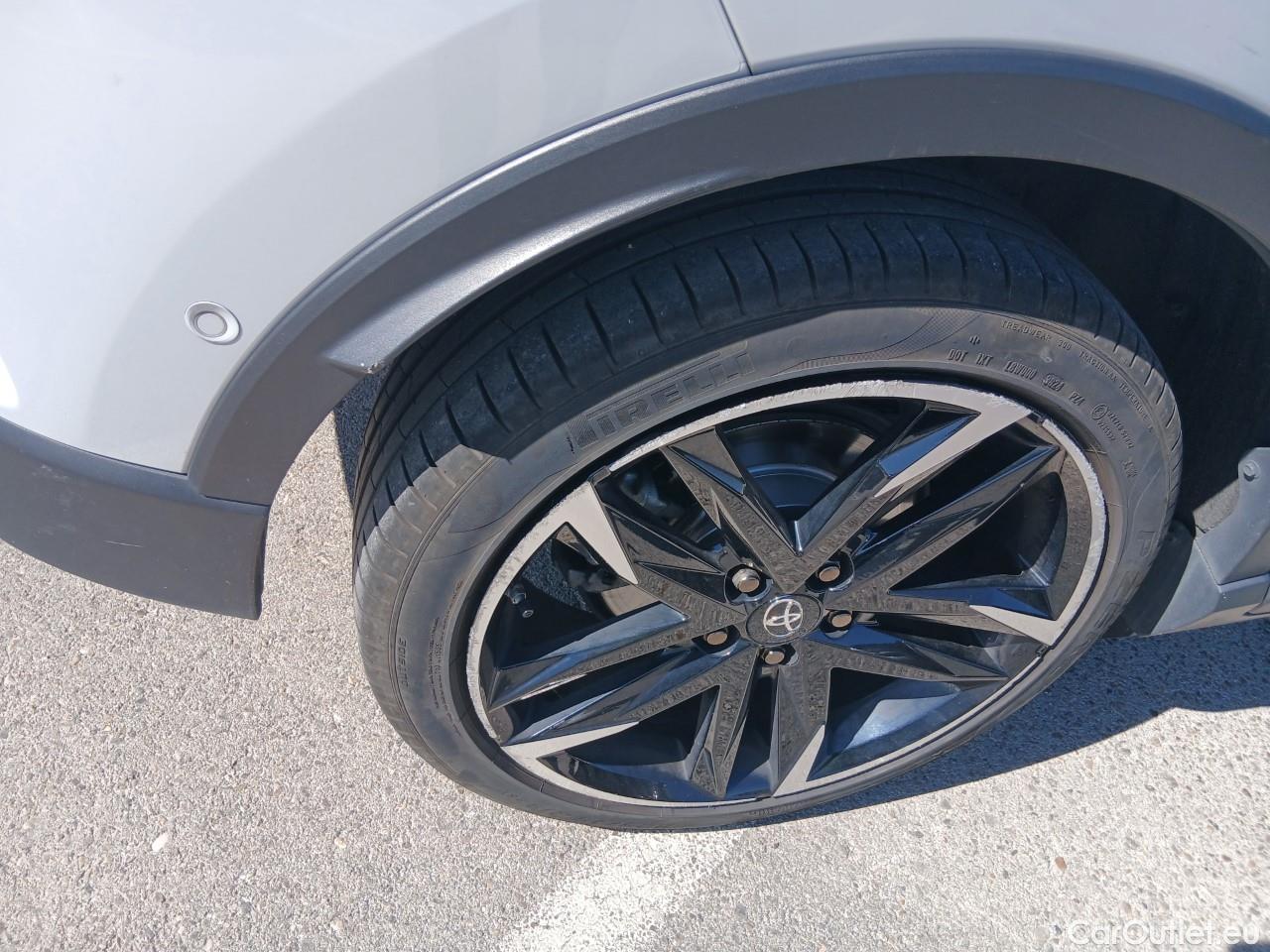  Land Rover  Discovery TOYOTA C-HR / 2019 / 5P / todoterreno 2.0 180H GR Sport #14