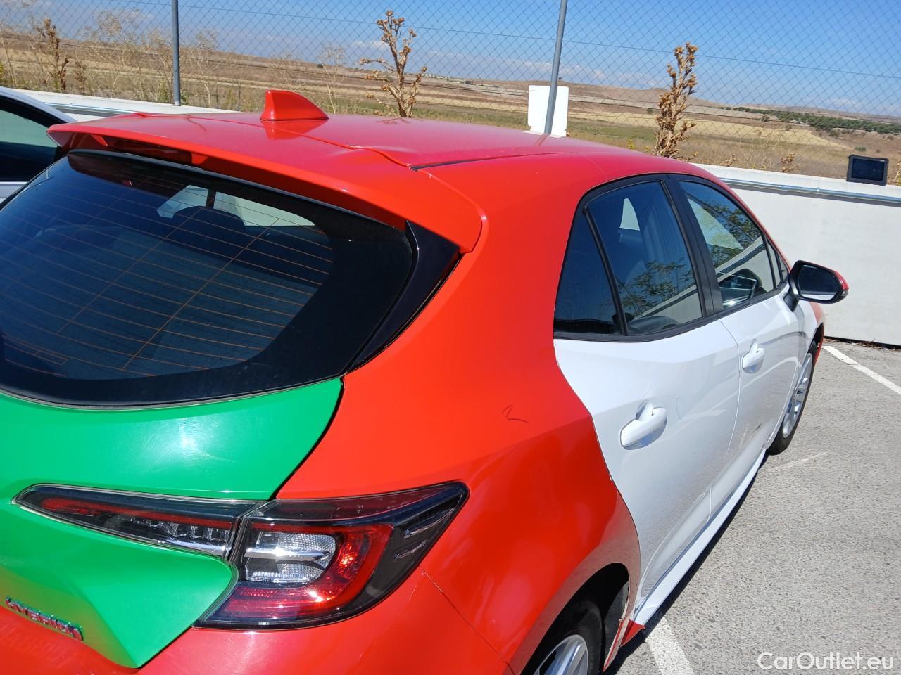  Toyota  Corolla TOYOTA  1.8 125H ACTIVE TECH E-CVT #35