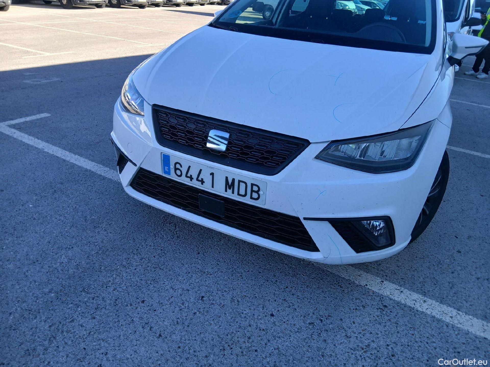  Seat  Ibiza SEAT  / 2017 / 5P / berlina con portón 1.0 MPI 59kW (80CV) Reference Plus(SP) #4