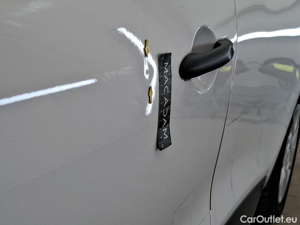  Renault  Clio RENAULT  Société VU 5p Berline Air dCi 75 #33