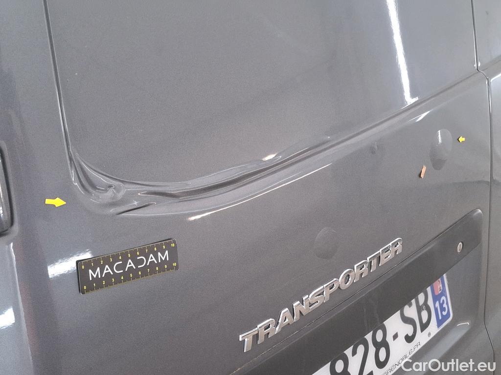  Volkswagen  Transporter T6  Fourgon/Combi Fourgon 2.0 TDI 140CV BVM6 E5 #2