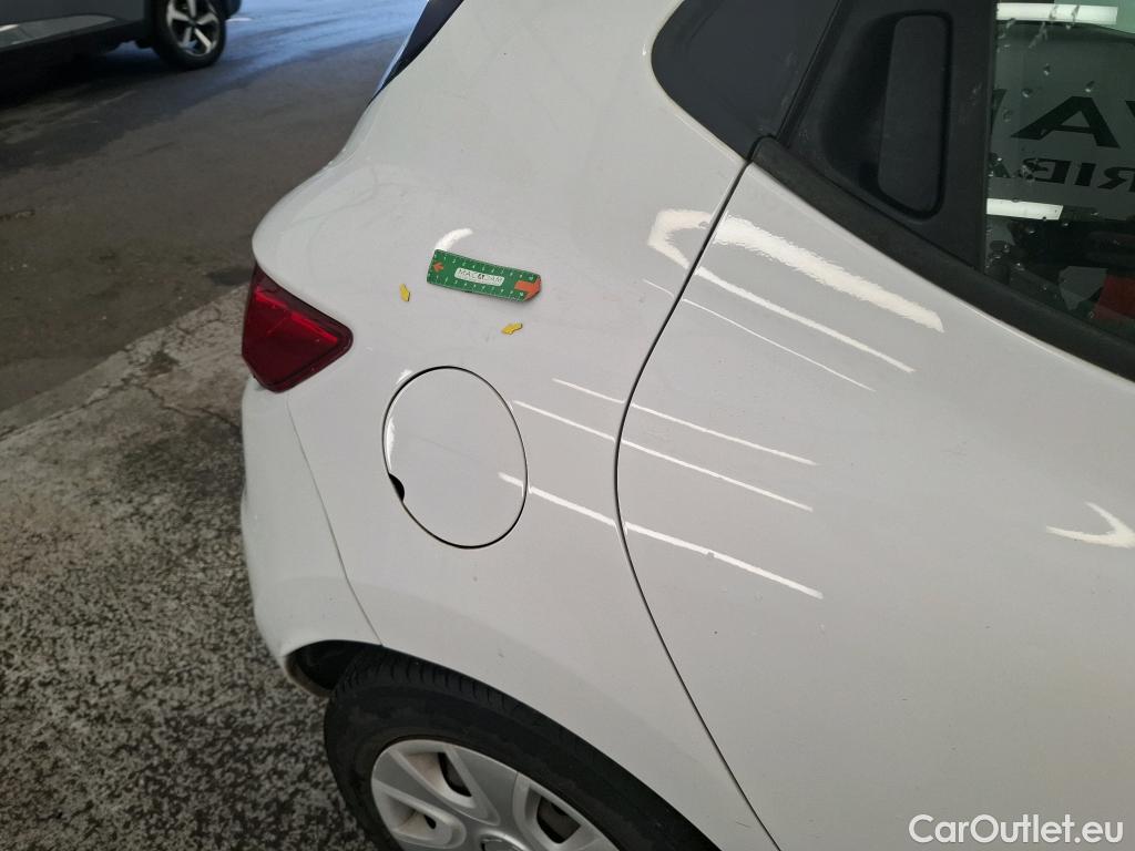  Renault  Clio  IV Air 1.5 dCi 75CV BVM5 E6 #5