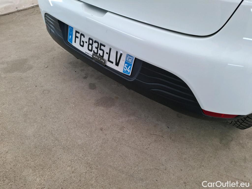  Renault  Clio RENAULT  Société VU 5p Berline Air dCi 75 #42