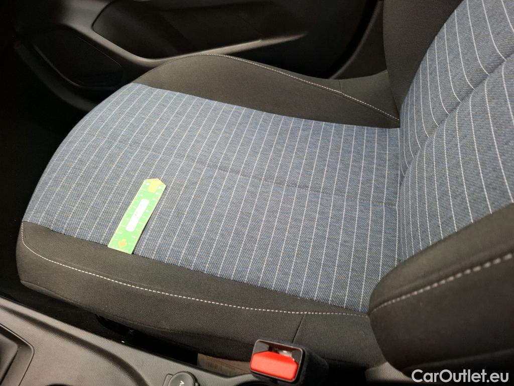  Peugeot  208 PEUGEOT  Affaire / 2019 / 5P / Berline 1.5 BlueHDi 100 S&S Premium #7