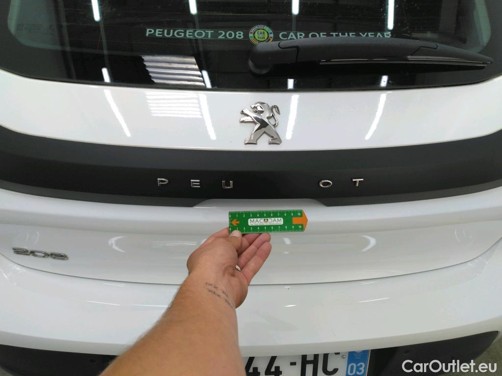  Peugeot  208  Premium 1.5 HDi 100CV BVM6 E6d #16