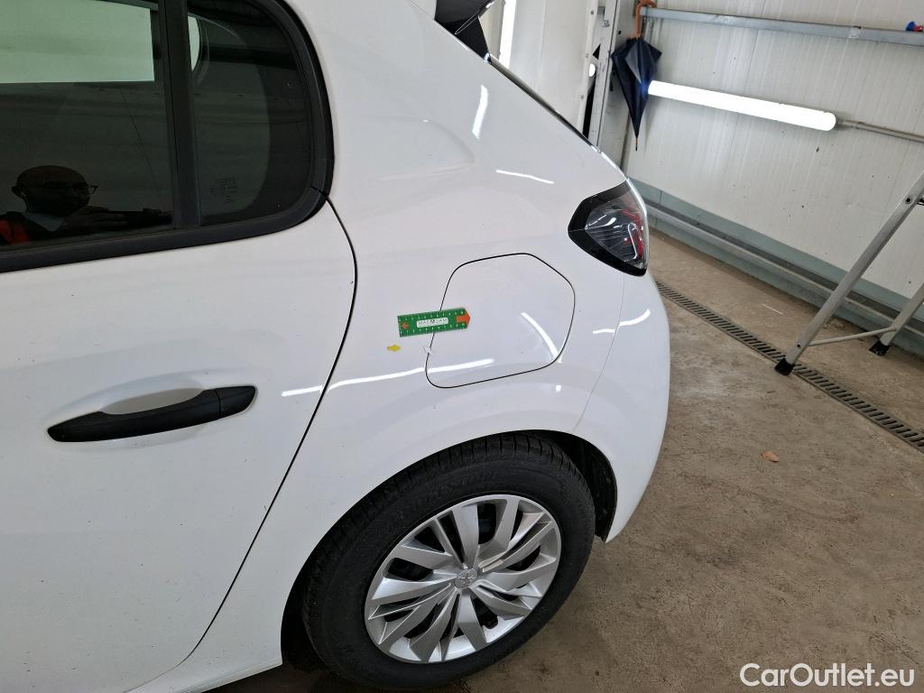  Peugeot  208 PEUGEOT  Affaire / 2019 / 5P / Berline 1.5 BlueHDi 100 S&S Premium #3