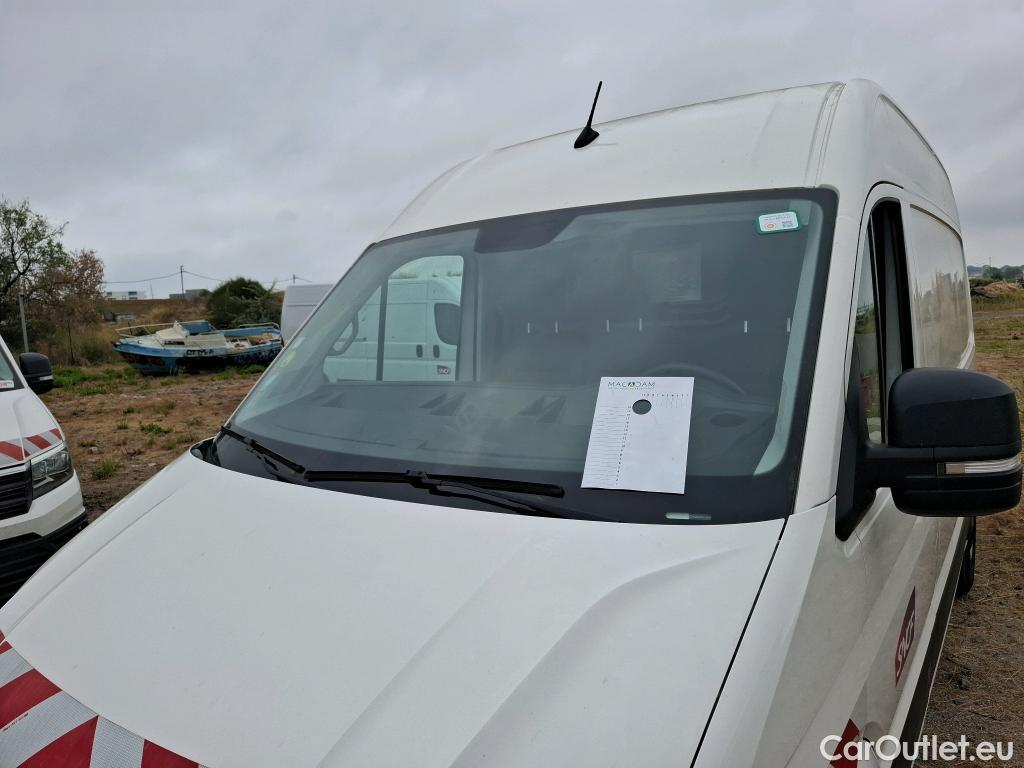  Volkswagen  Crafter  Fourgon Fourgon 35 mittlerer Radstand mit Hochdach FWD 2.0 #15