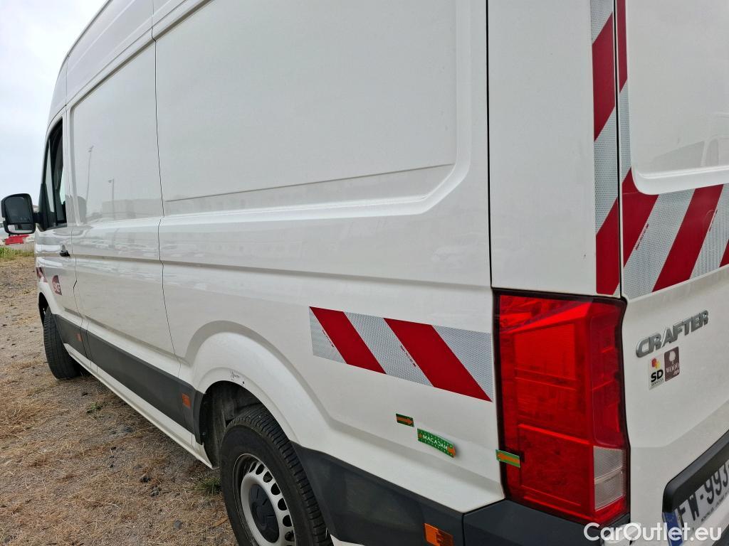  Volkswagen  Crafter  Fourgon Fourgon 35 mittlerer Radstand mit Hochdach FWD 2.0 #4