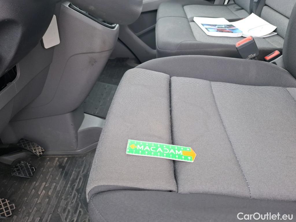  Volkswagen  Crafter  Fourgon Fourgon 35 mittlerer Radstand mit Hochdach FWD 2.0 #18