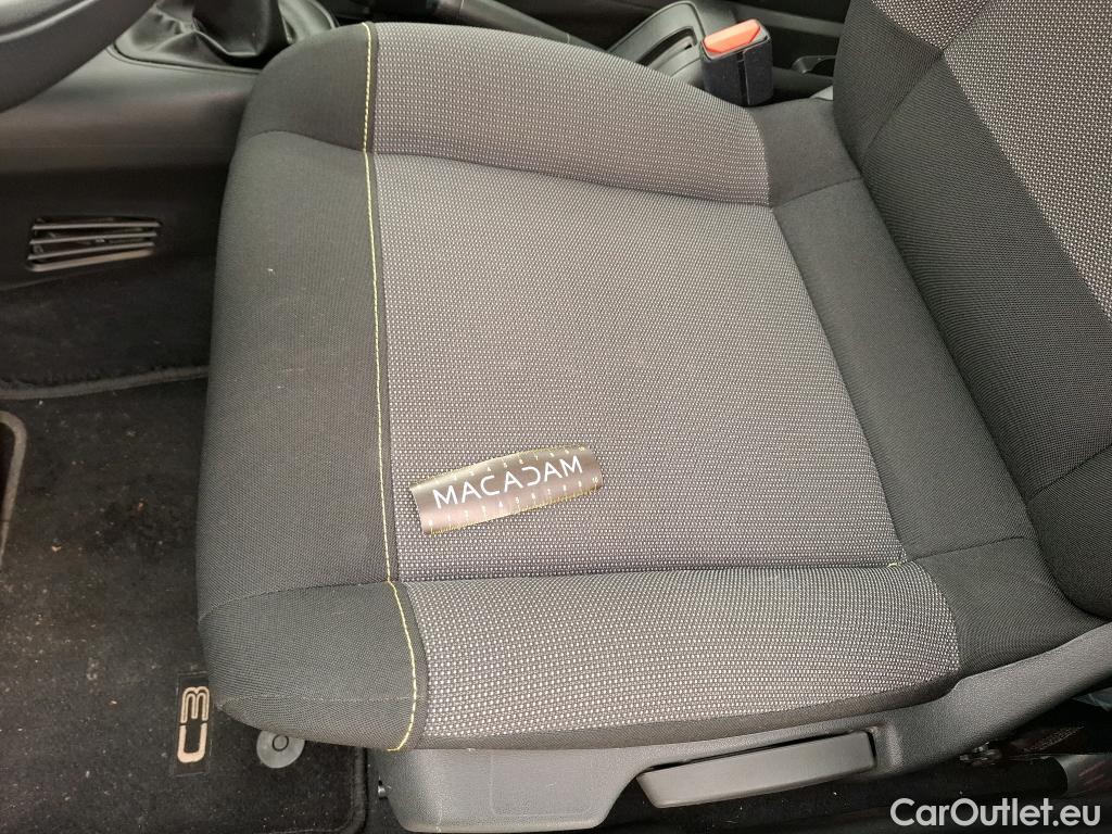  Citroen  C3  Feel Business 1.2 PureTech 80CV BVM5 E6d #6
