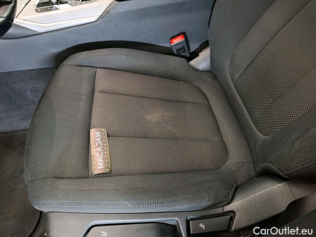  Bmw  Serie 3 BMW Série 3 Touring / 2019 / 5P / Break 316d 122ch Business Design BVA8 #13