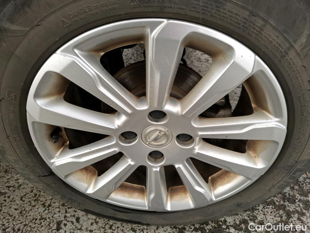  Opel  Crossland  X Elegance 1.2 Turbo 110CV BVM6 E6d #24
