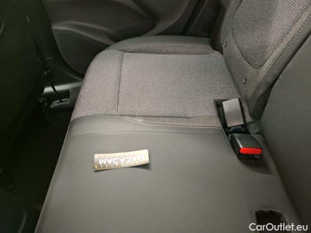  Opel  Crossland  X Elegance 1.2 Turbo 110CV BVM6 E6d #21