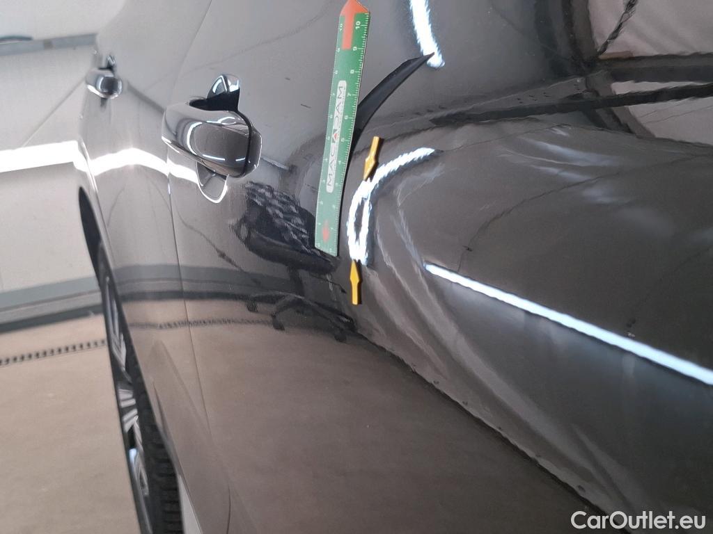  Volvo  XC60 VOLVO  / 2021 / 5P / SUV B4 197 Geartro 8 Ultimate Style Chrome #54