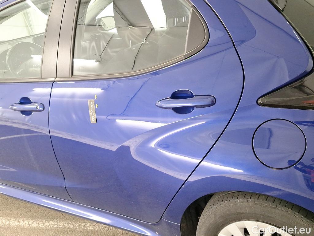  Toyota  Yaris TOYOTA  Hybride / 2019 / 5P / Berline Hybride 116h Dynamic Business Beyond Zer #42