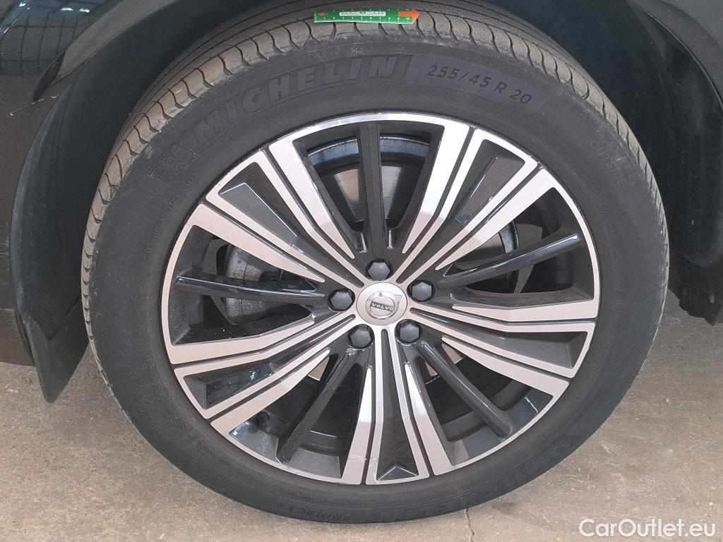  Volvo  XC60 VOLVO  / 2021 / 5P / SUV B4 197 Geartro 8 Ultimate Style Chrome #22