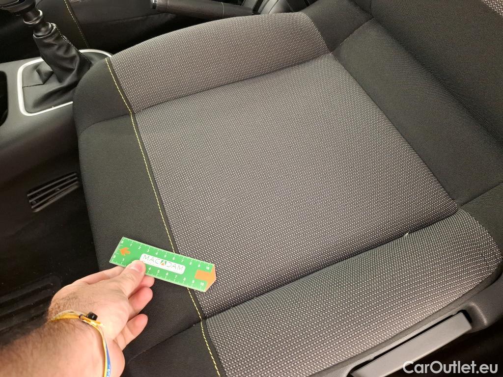  Citroen  C3 CITROEN  / 2016 / 5P / Berline PureTech 110 S&S BVM6 Shine Business #20
