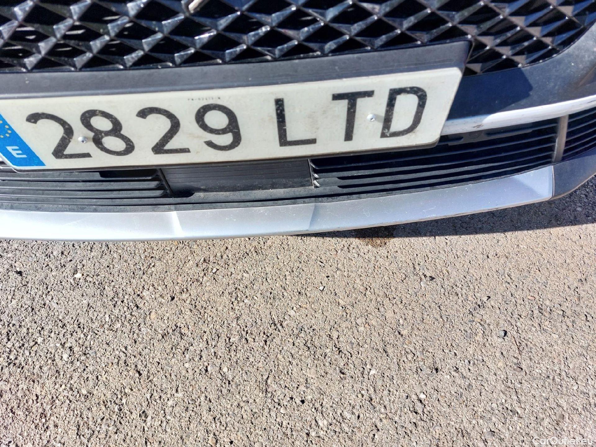  DS  DS7 DS DS 7 Crossback / 2017 / 5P / todoterreno PureTech 132kW (180CV) Auto. PERF.LINE #11