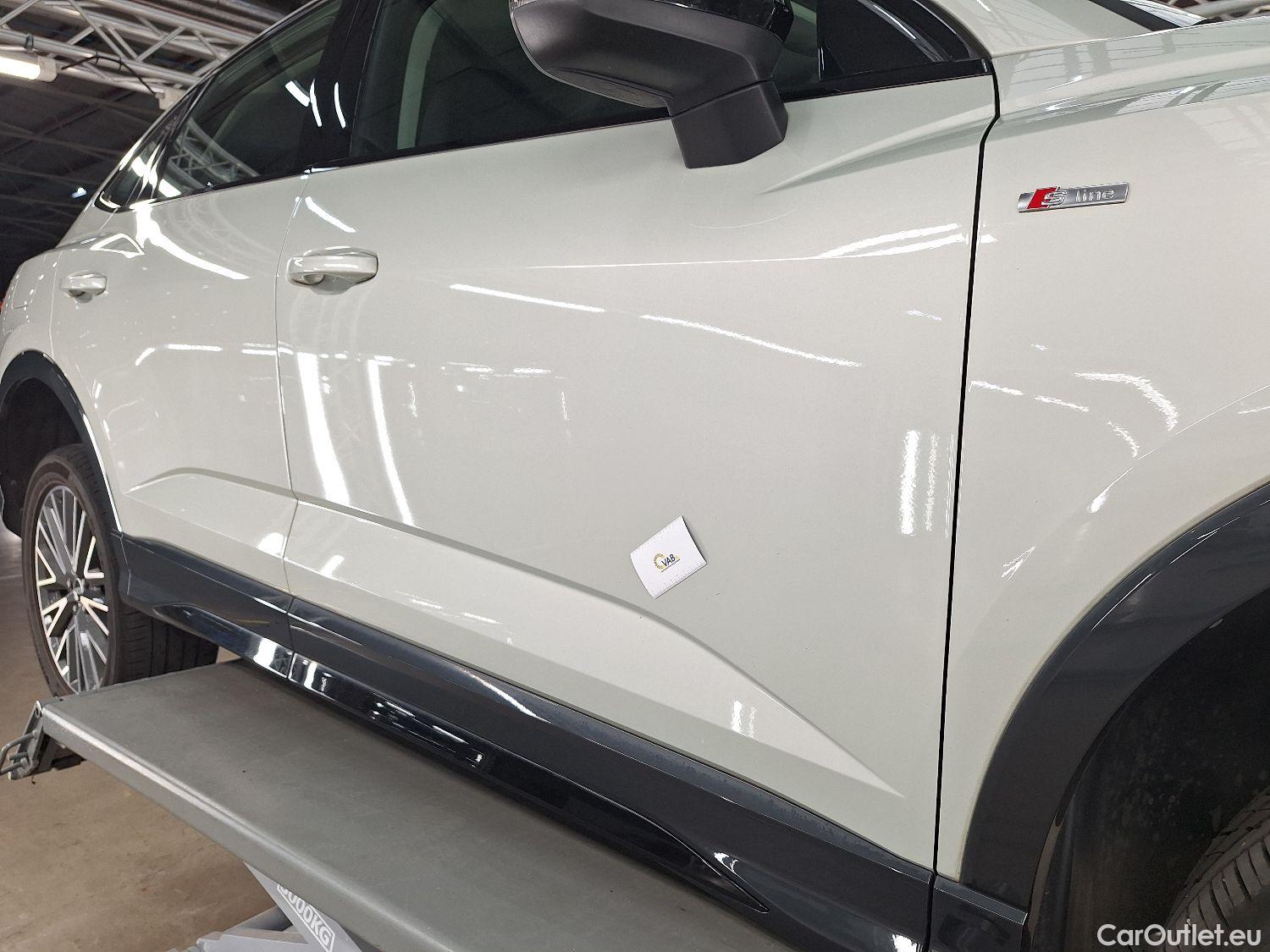  Audi  Q3 Audi,  SB '19 PHEV, Audi  Sportback 45 TFSI e S tronic S Line 5d #1