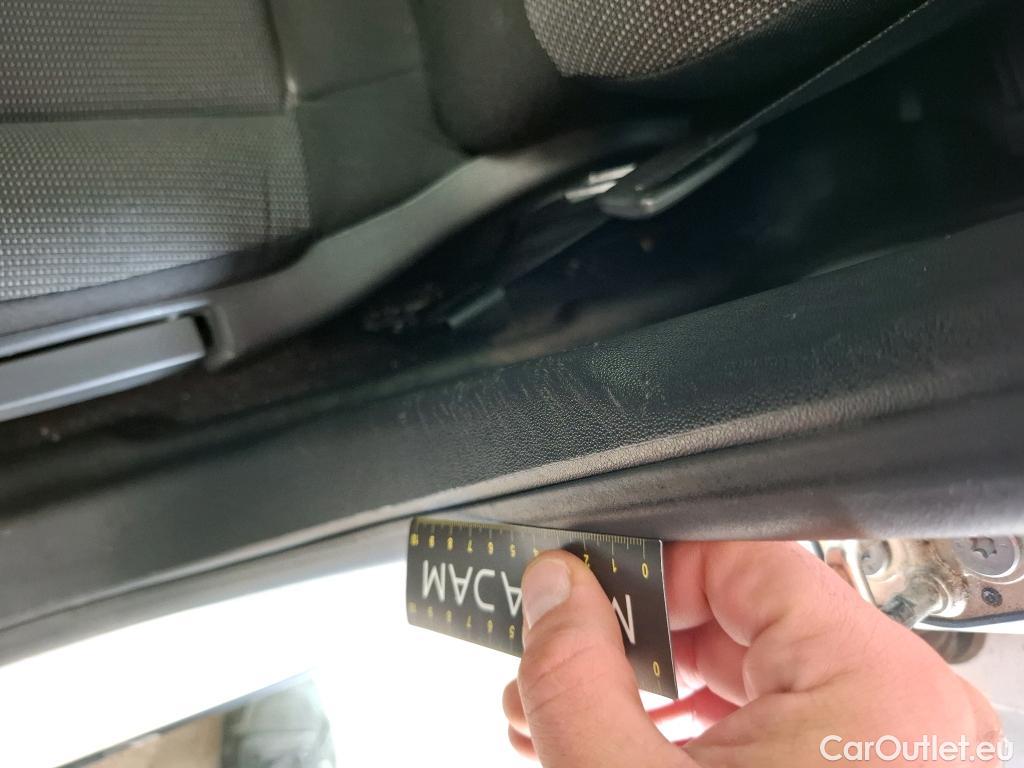  Citroen  C3  Société Feel 1.5 BlueHDI 100CV BVM6 E6dT #4