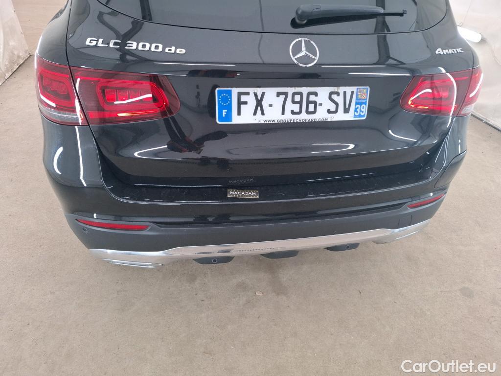  Mercedes  G-Klasee MERCEDES-BENZ GLC / 2019 / 5P / SUV GLC 300 de Business Line 4Matic #23
