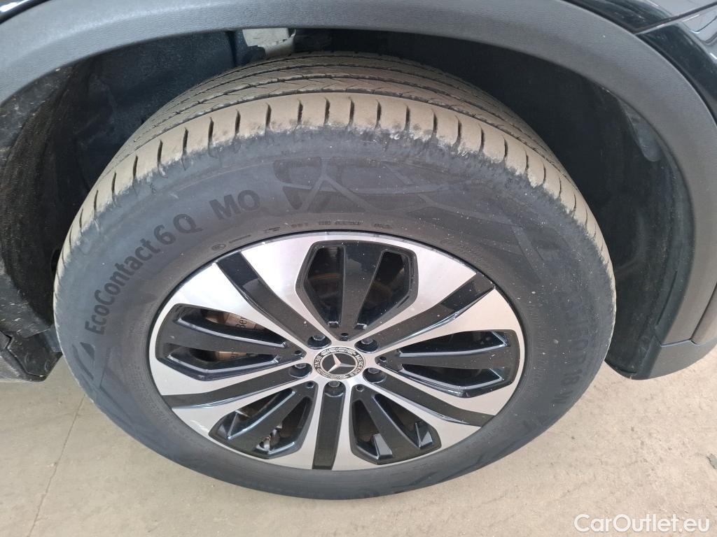  Mercedes  G-Klasee MERCEDES-BENZ GLC / 2019 / 5P / SUV GLC 300 de Business Line 4Matic #17
