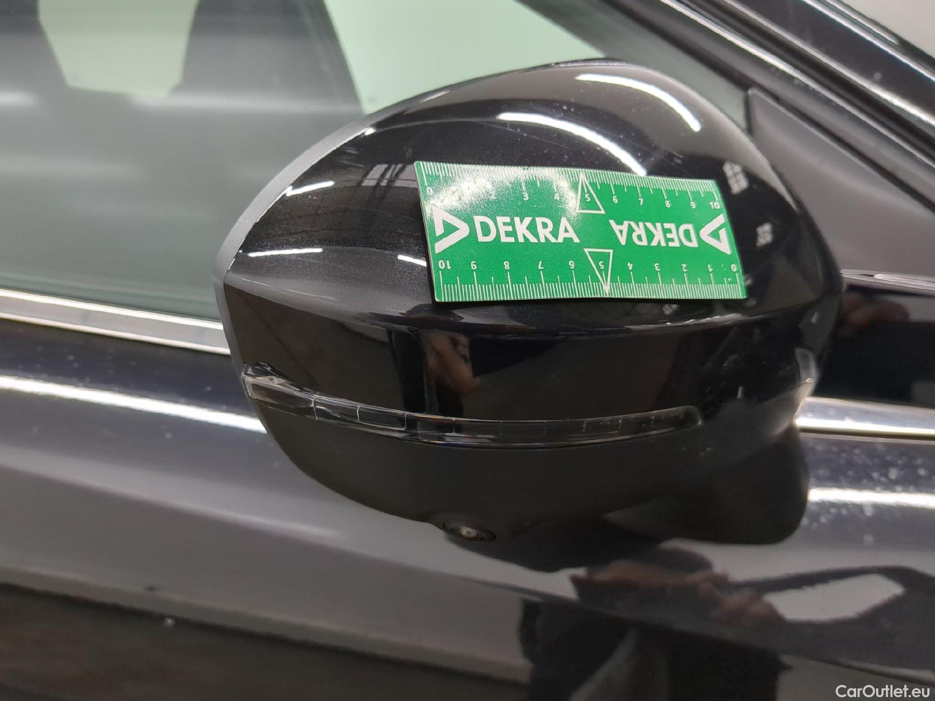  Nissan  Qashqai NISSAN  / 2021 / 5P / Crossover 1.3 MHEV 158ch Xtronic N-Style(SP) #20