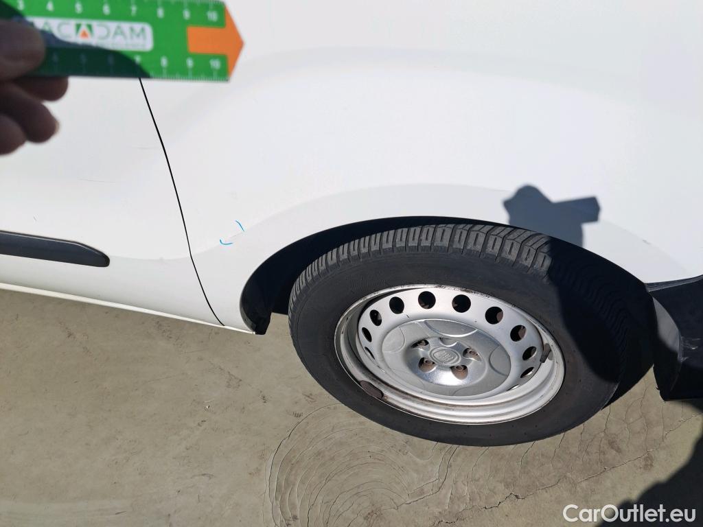  Fiat  Doblo FIAT DOBLÒ CARGO VU 3p 3G furgón derivad Cargo Base 1.3 Multijet 95cv E6 #63