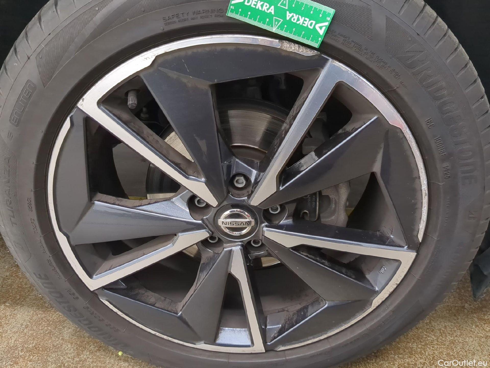  Nissan  Qashqai NISSAN  / 2021 / 5P / Crossover 1.3 MHEV 158ch Xtronic N-Style(SP) #4