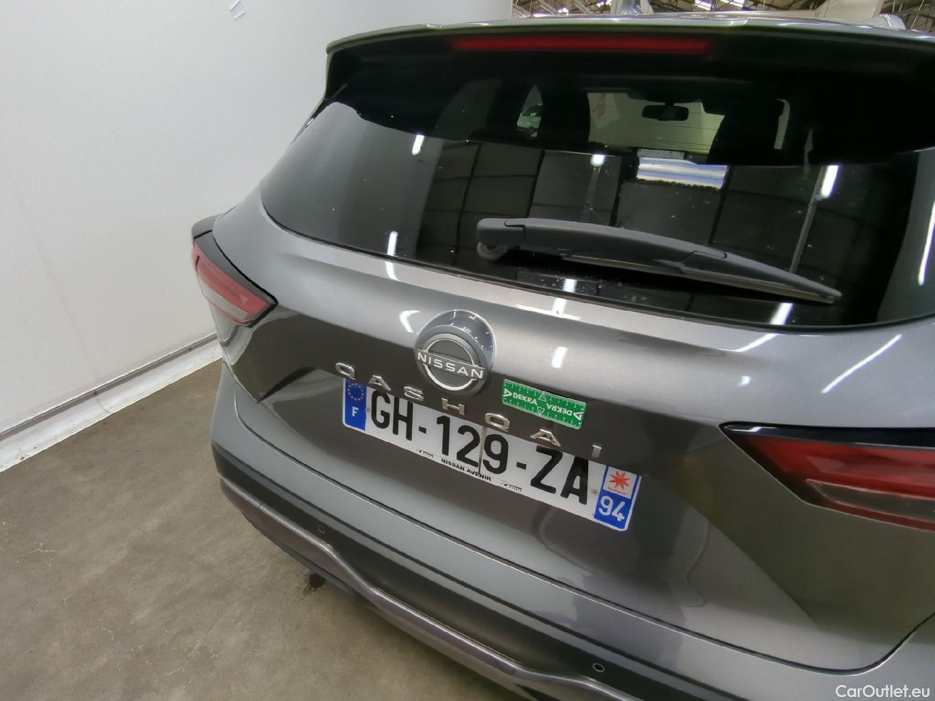  Nissan  Qashqai NISSAN  / 2021 / 5P / Crossover 1.3 MHEV 158ch Xtronic N-Style(SP) #26
